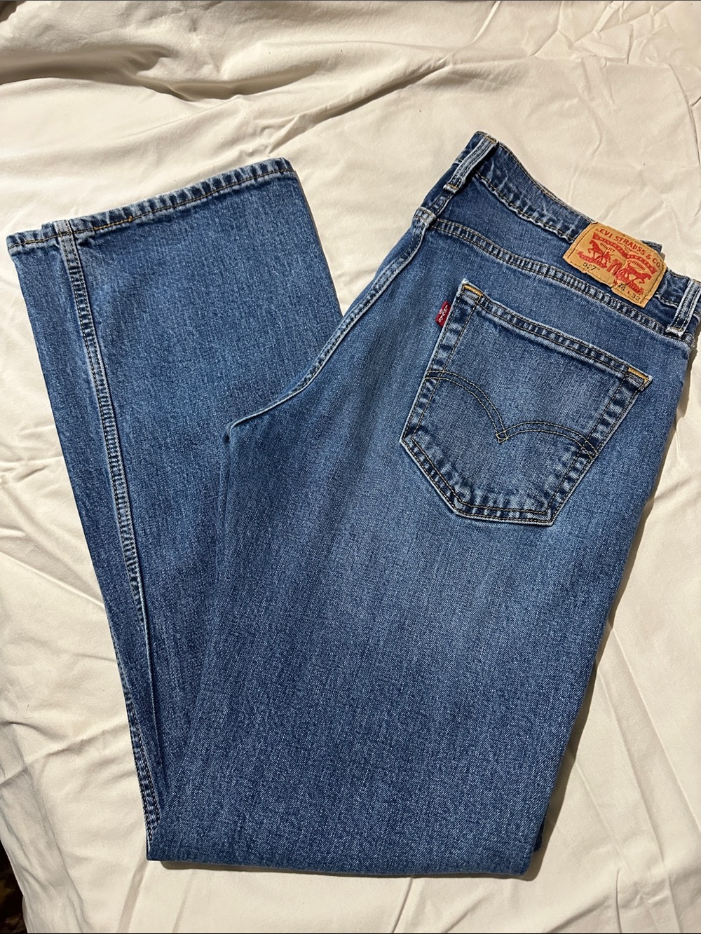 Levi's Men's Straight Blue Denim Jeans with Leather Patch